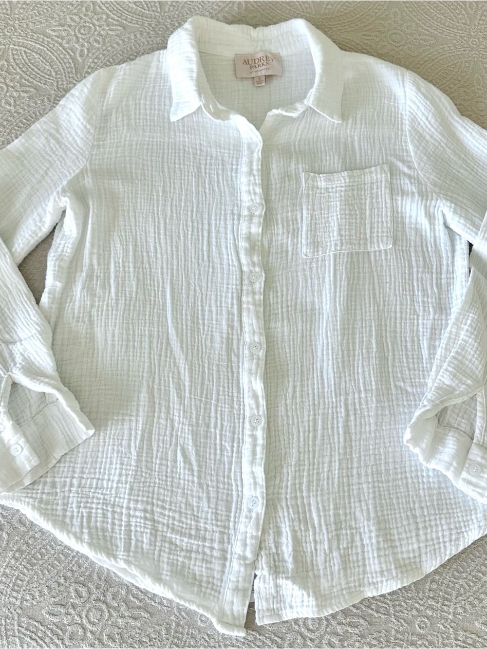 Francesca’s Audrey Parks White Button Down Shirt Beach Wear 100% Cotton